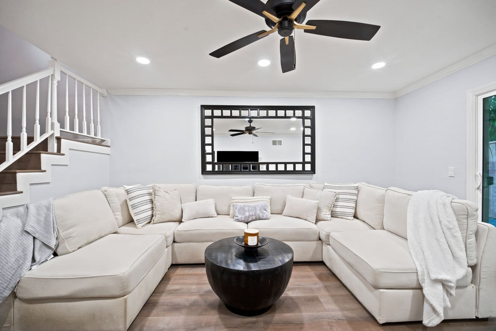 Oak Park House: 6767 Pheasant Lane