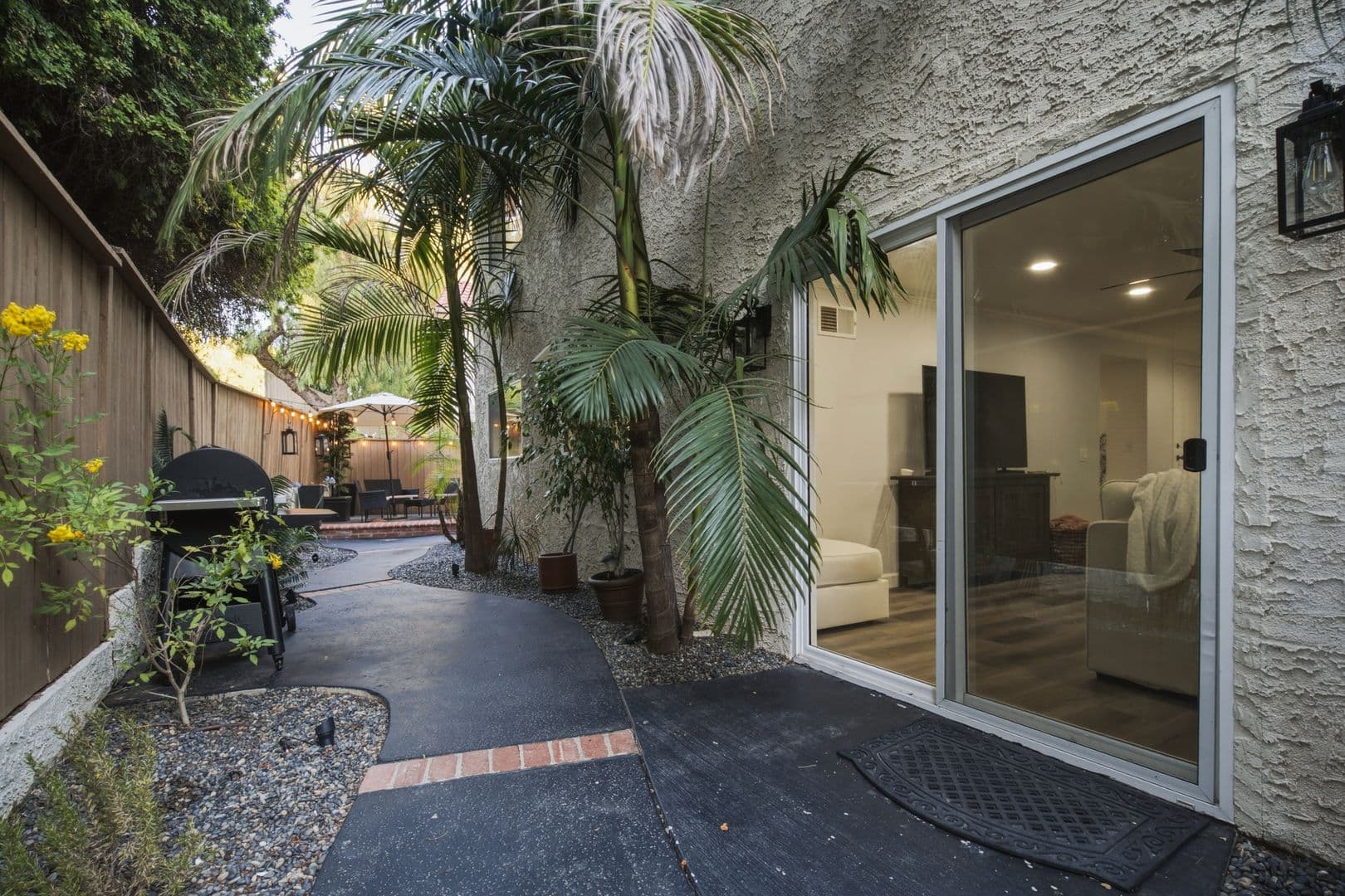 Oak Park House: 6767 Pheasant Lane