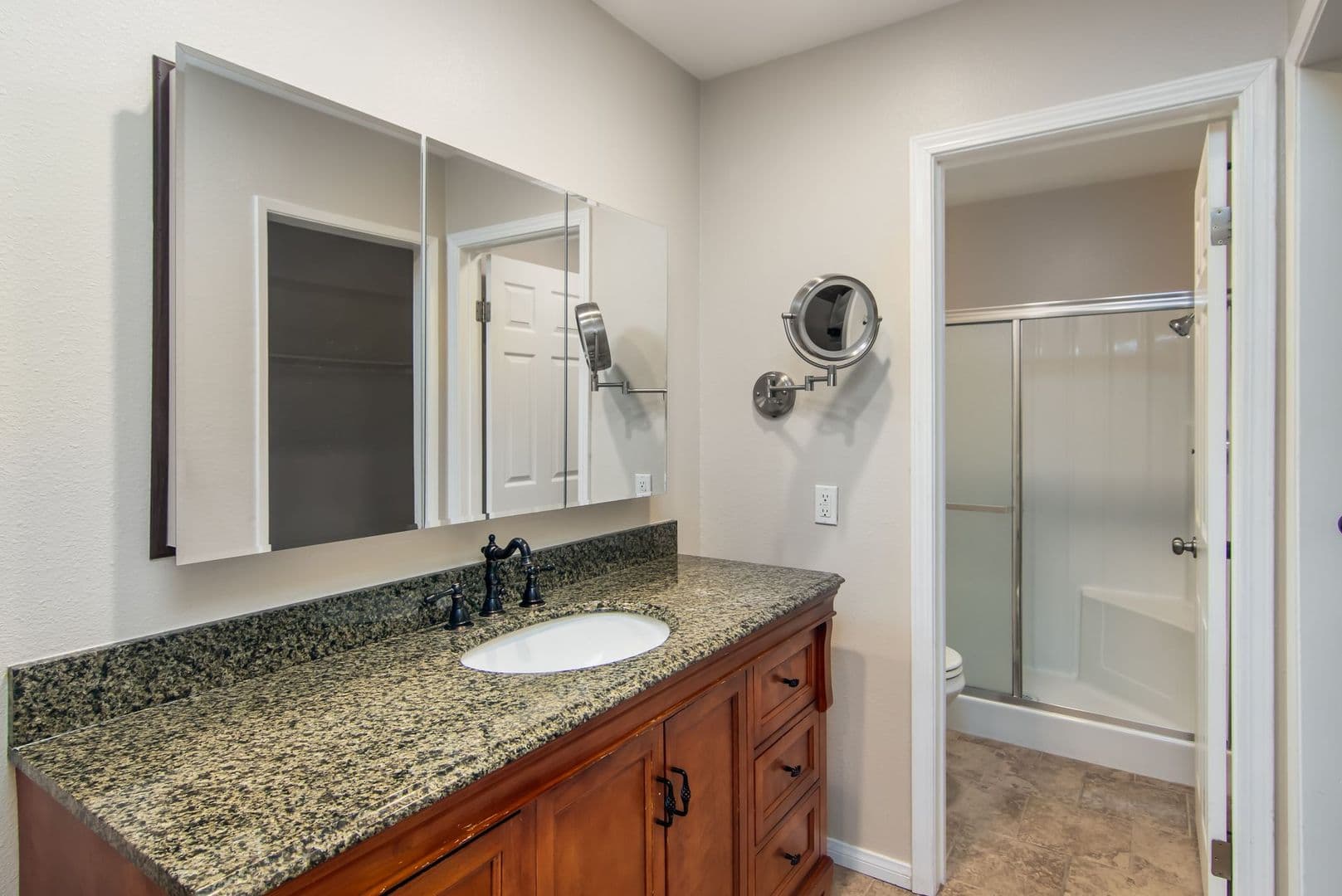 Calabasas Apartment: 23679 Park Capri #13