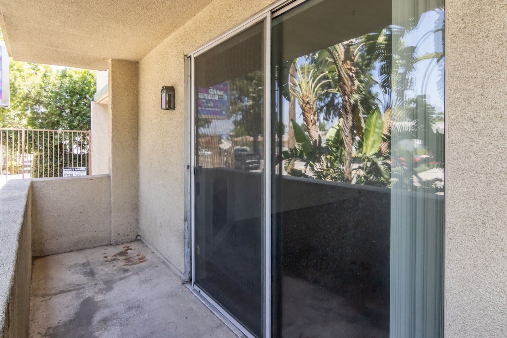 Granada Hills House: 16940 Chatsworth St #106