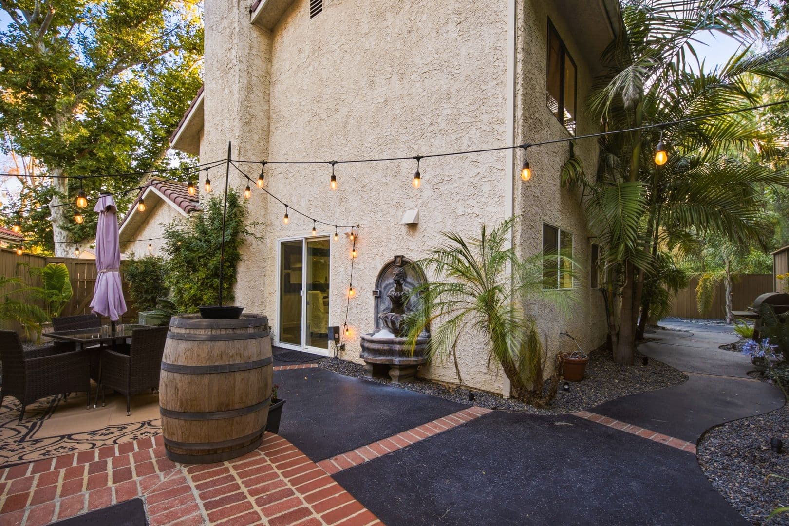 Oak Park House: 6767 Pheasant Lane