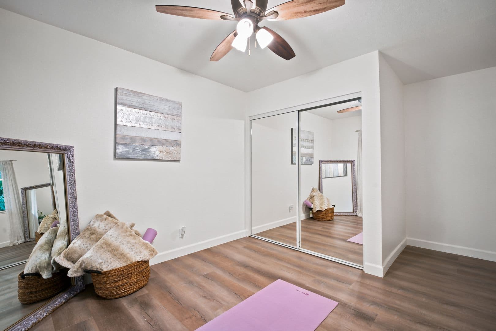 Oak Park House: 6767 Pheasant Lane