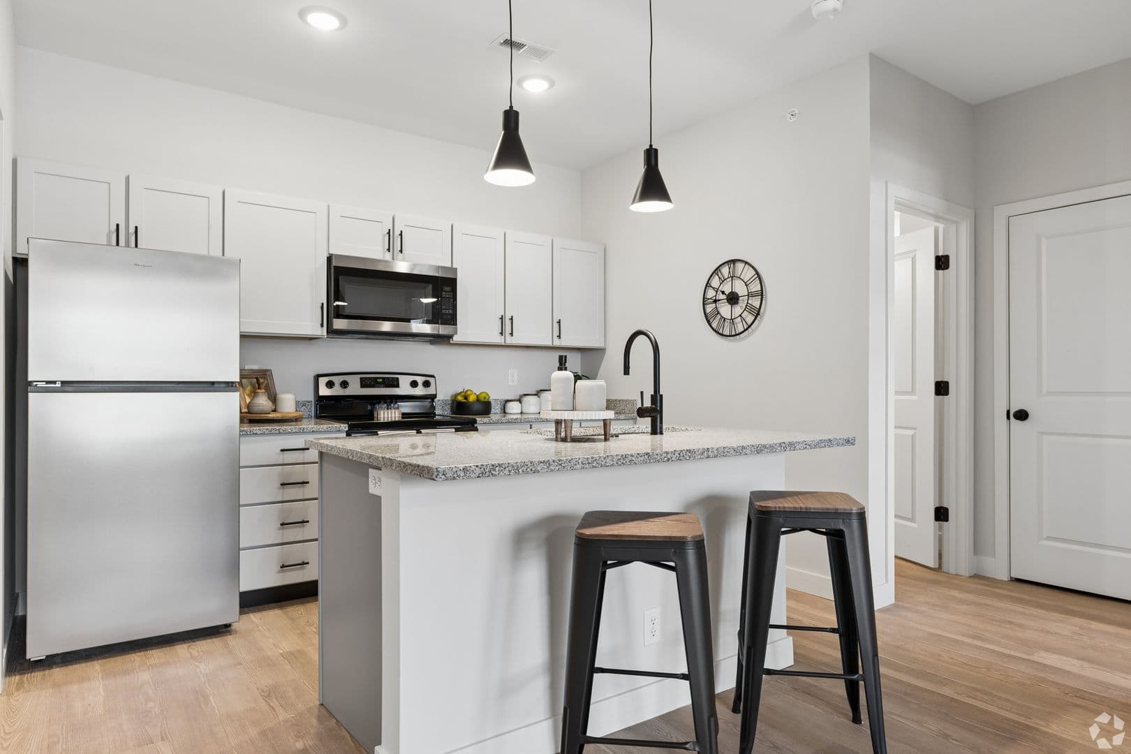 Lexington Apartment: 1100 Armstrong Mill Rd