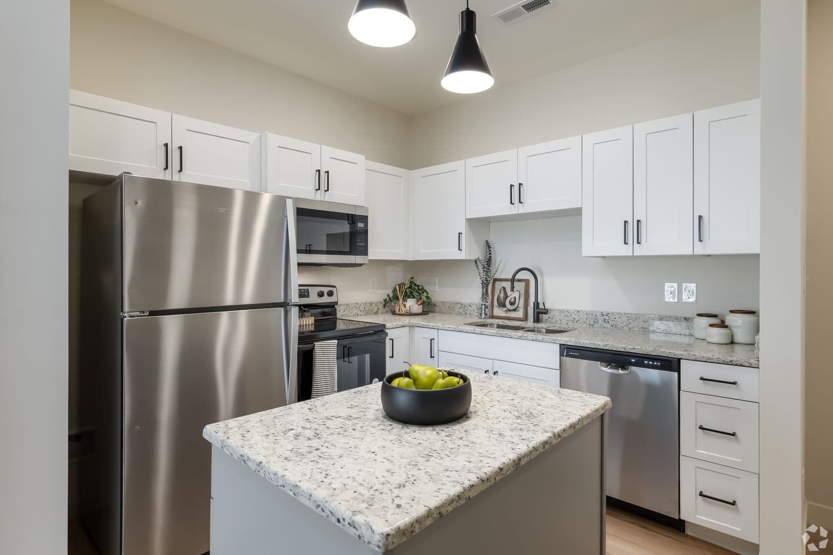 Lexington Apartment: 1729 Nicholasville Road