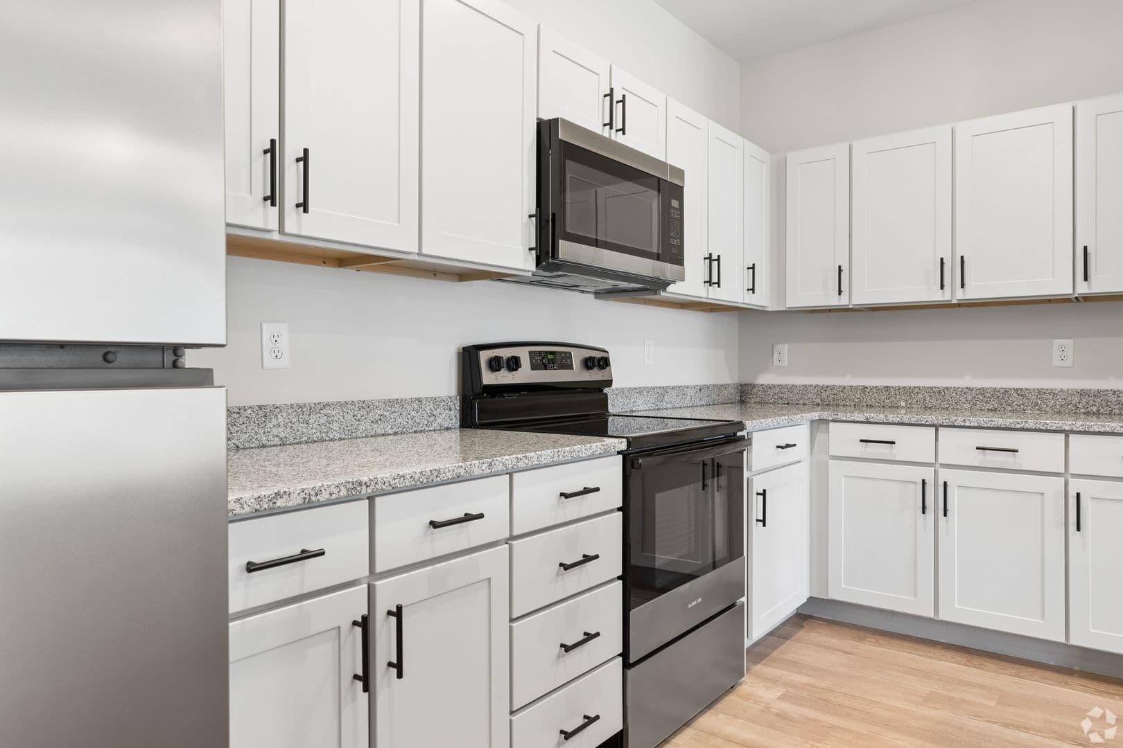 Lexington Apartment: 1100 Armstrong Mill Rd