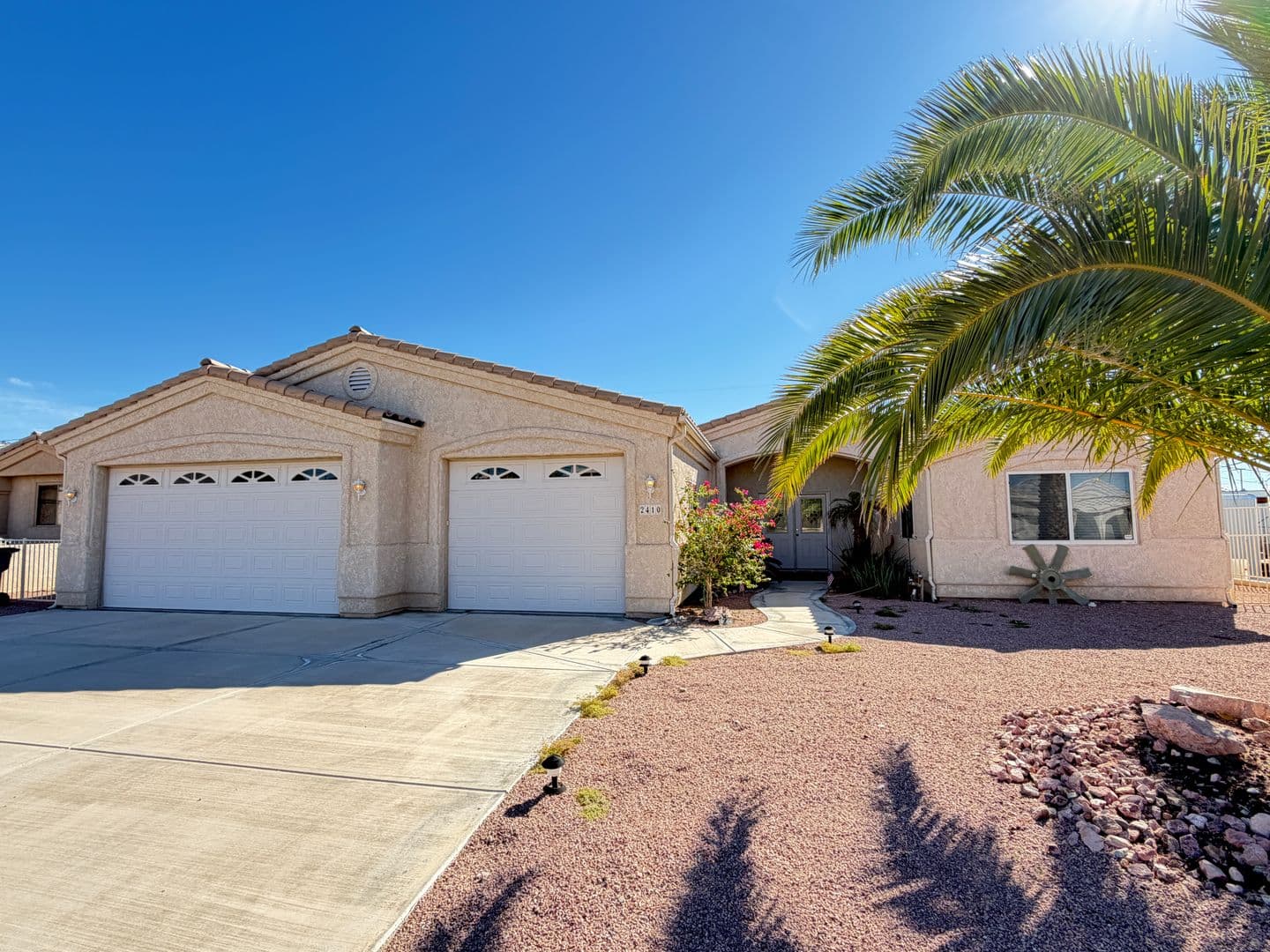 Lake Havasu City House: 2410 Hillview Dr