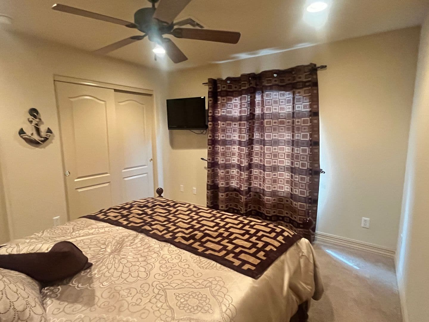 Lake Havasu CIty House: 1011 Palo Verde Plz