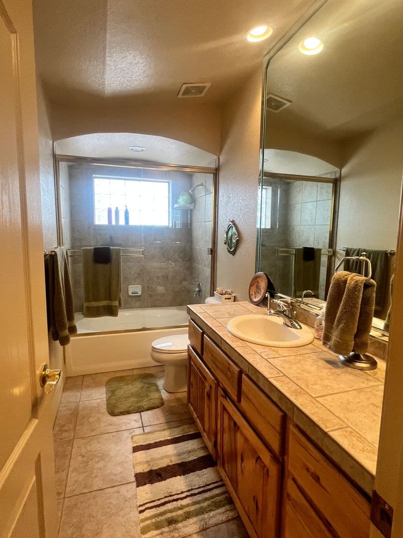 Lake Havasu CIty House: 1011 Palo Verde Plz