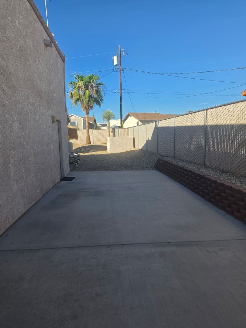 Lake Havasu City House: 2325 Palo Verde Blvd N