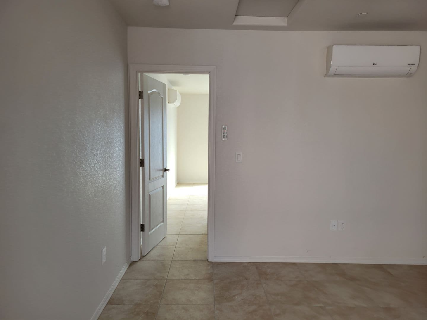 Lake Havasu City Apartment: 2544 Hillview Dr