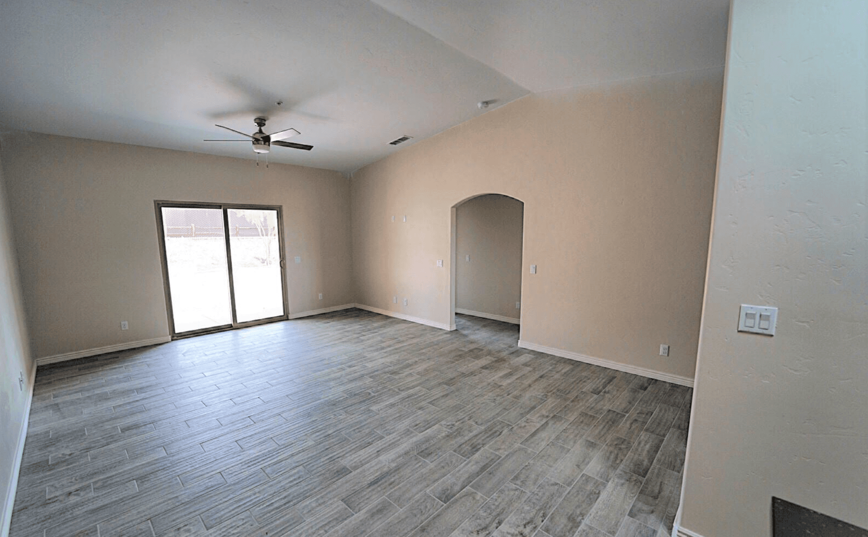Lake Havasu City Multiplex: 3300 Tomahawk Dr - Unit 102