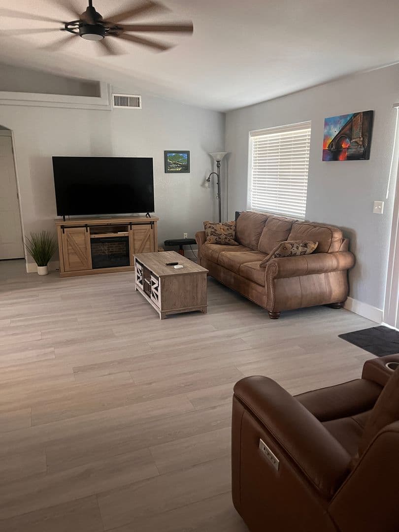 Lake Havasu City House: 3073 Indian Head Dr.
