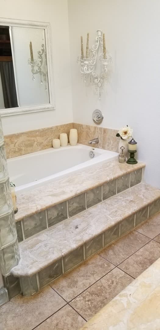 Lake Havasu City House: 3743 Mission Dr. S