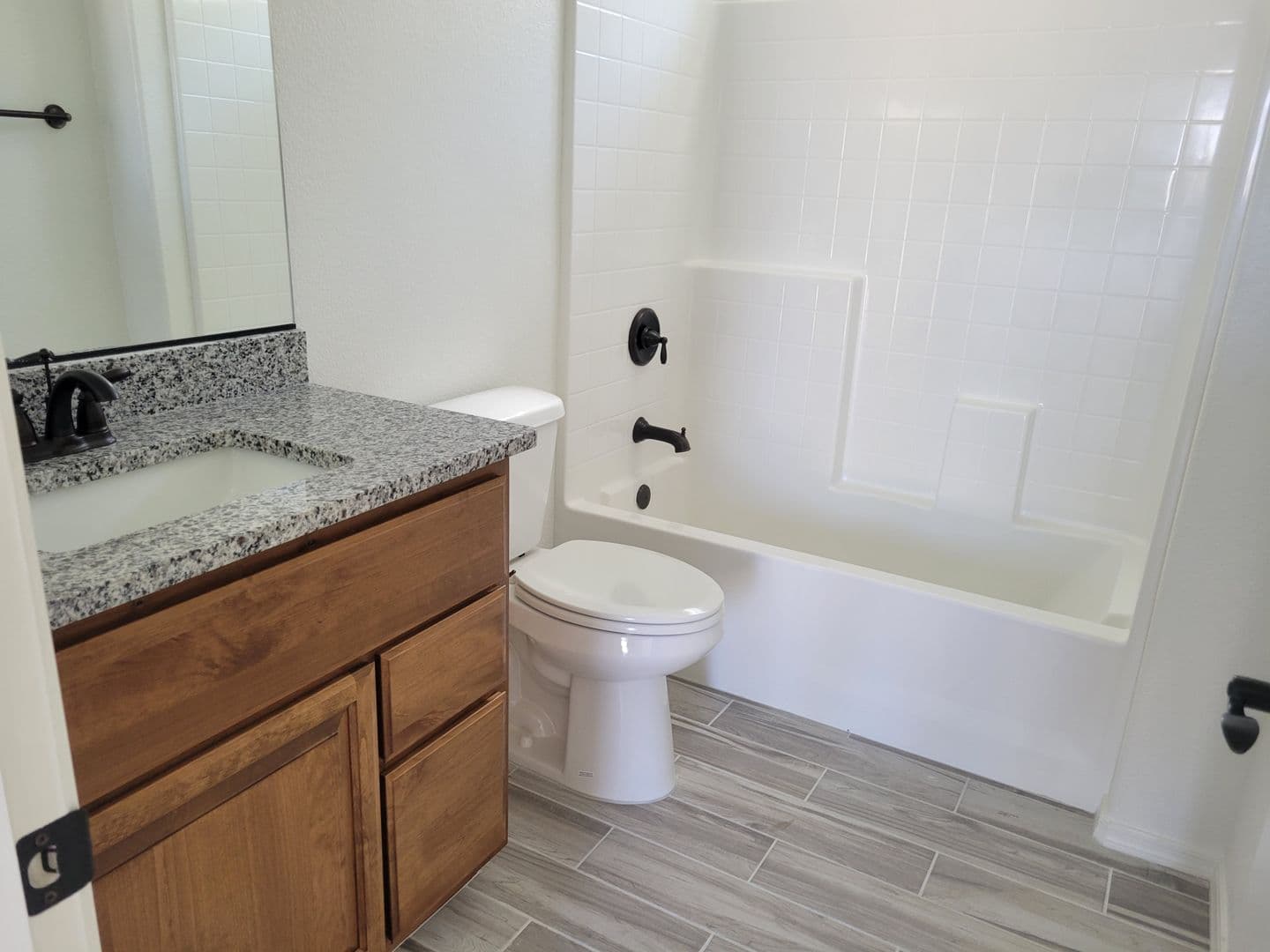 Lake Havasu City Apartment: 2110 Holly Ave