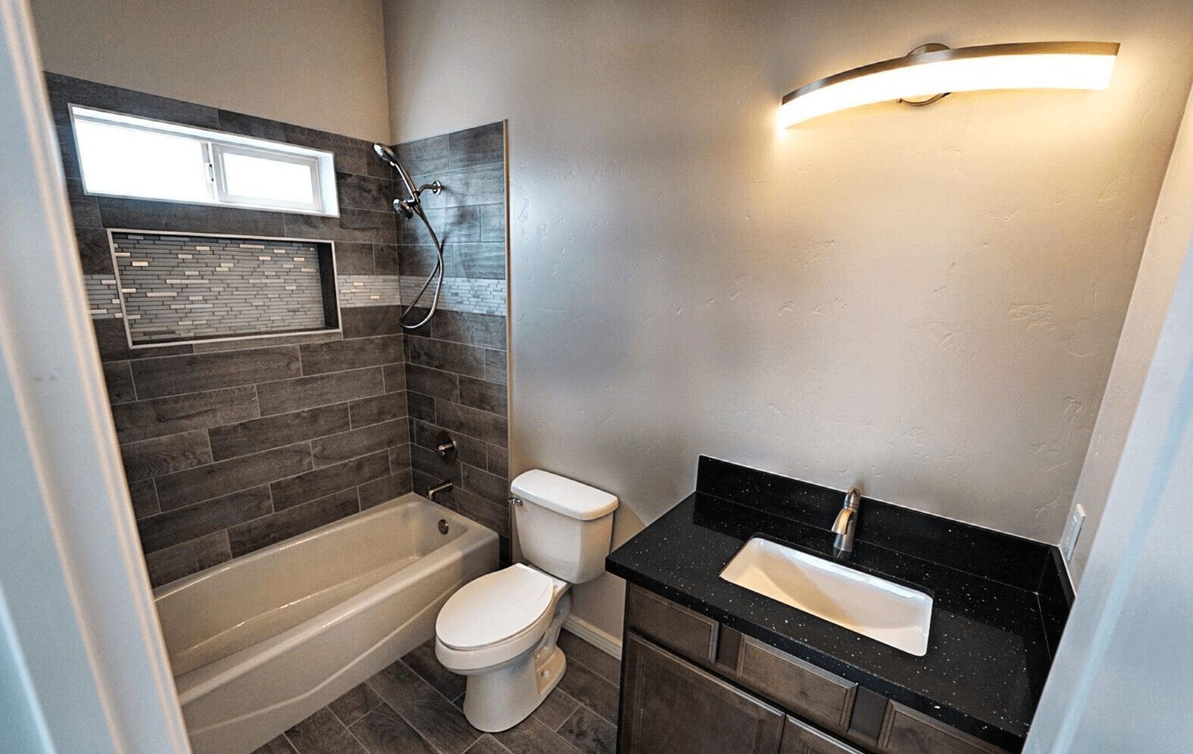 Lake Havasu City Multiplex: 3300 Tomahawk Dr - Unit 102