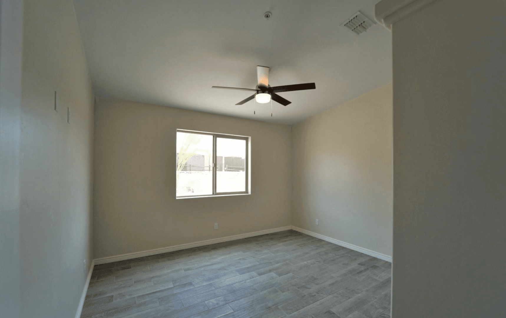 Lake Havasu City Multiplex: 3300 Tomahawk Dr - Unit 102