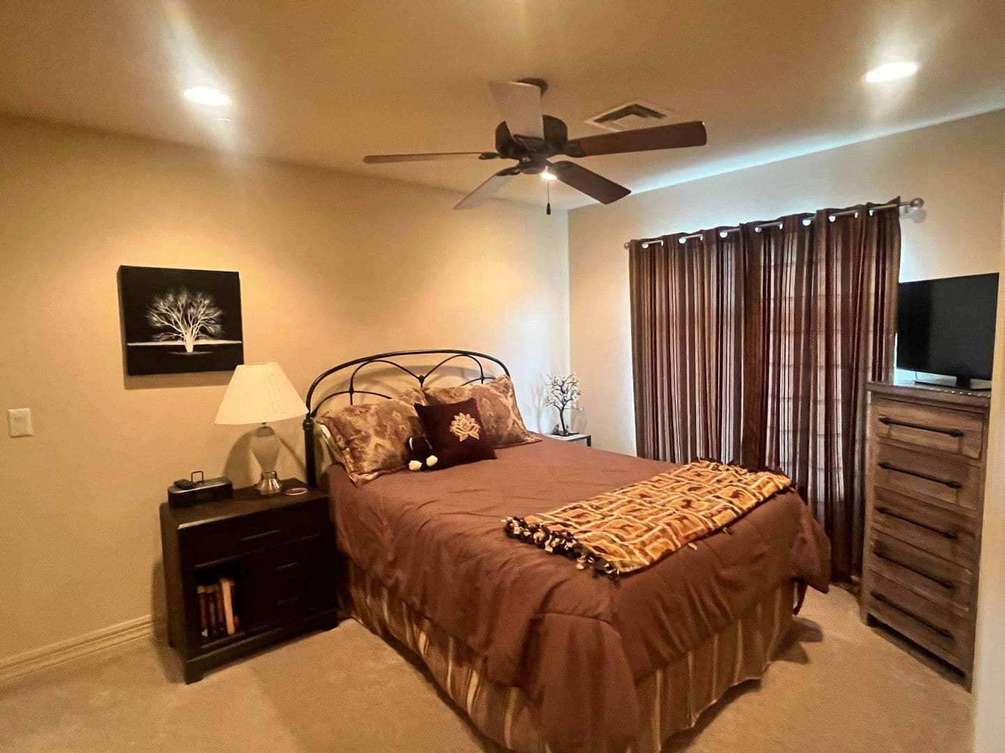 Lake Havasu CIty House: 1011 Palo Verde Plz