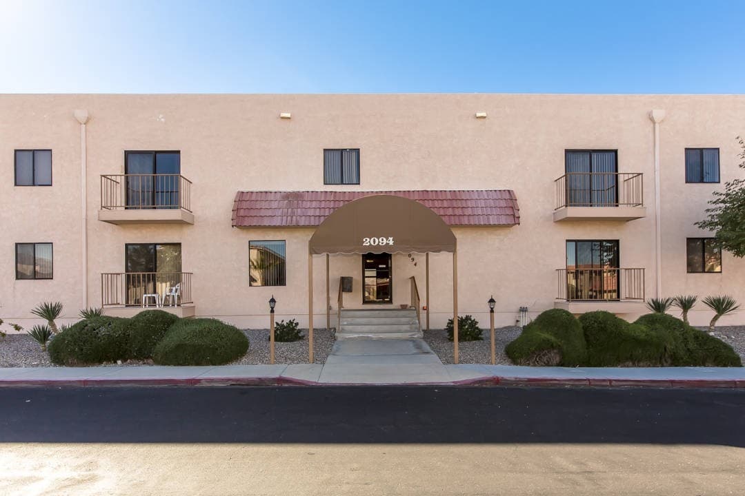 Lake Havasu City House: 2094 Mesquite Ave #203