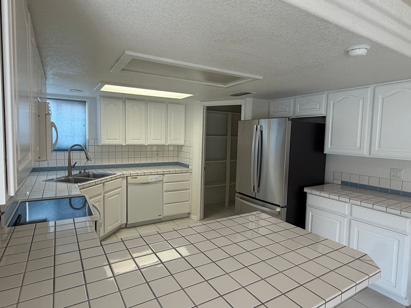 Lake Havasu City House: 1697 Cardinal Dr