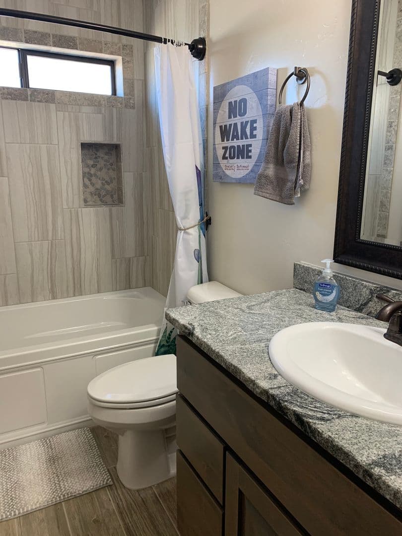 Lake Havasu City House: 2480 Huntington Dr