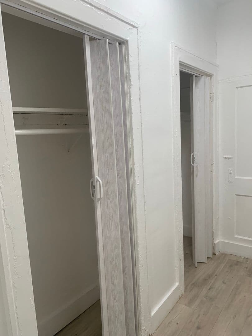 Miami Beach Apartment: 744 Jefferson Avenue