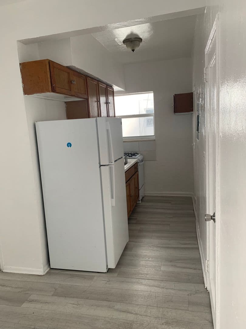 Miami Beach Apartment: 1114 Euclid Avenue
