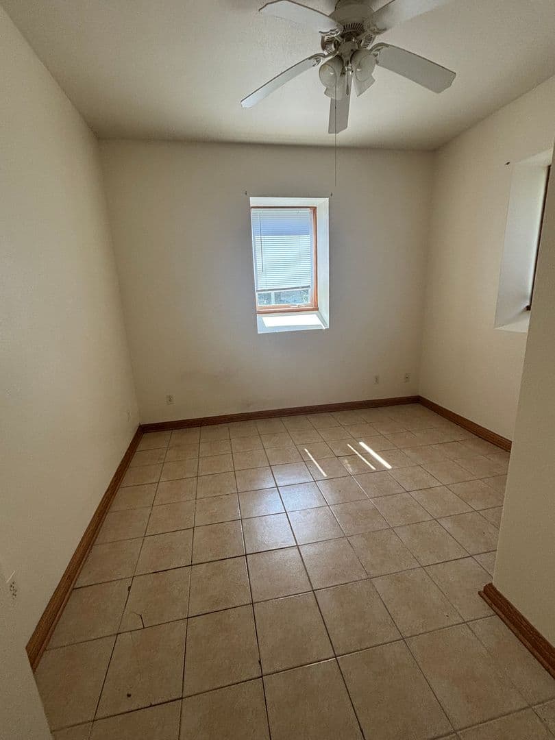 Juneau Apartment: 307 N Main St.