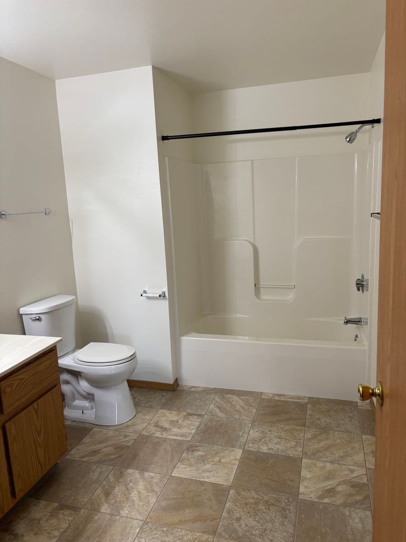 Lake Mills Apartment: 225 Tamarack Drive