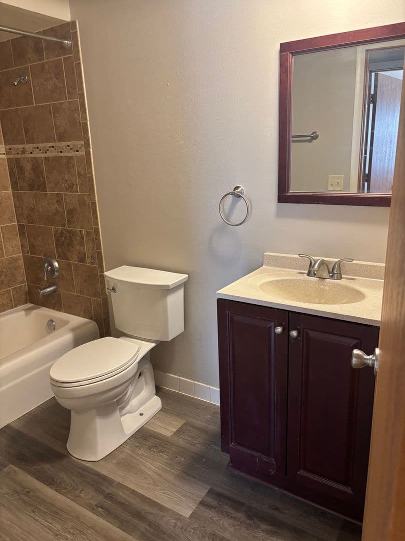 Waukesha Apartment: 1165 White Rock Ave