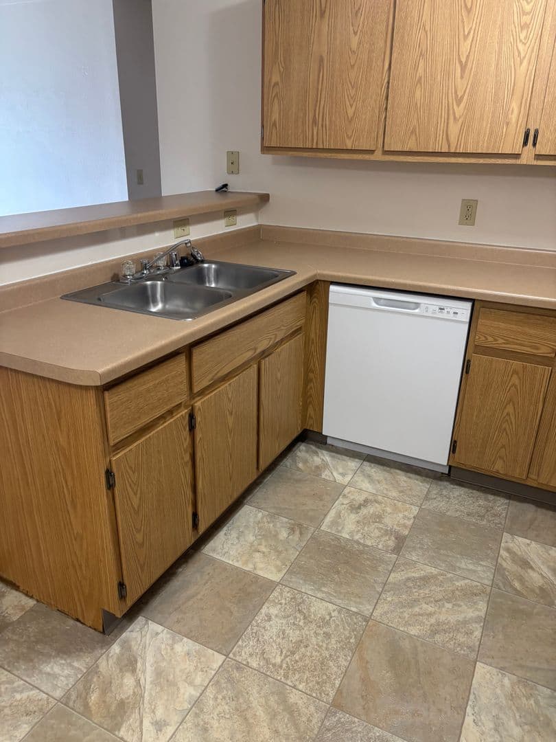 Lake Mills Apartment: 215 Tamarack Drive