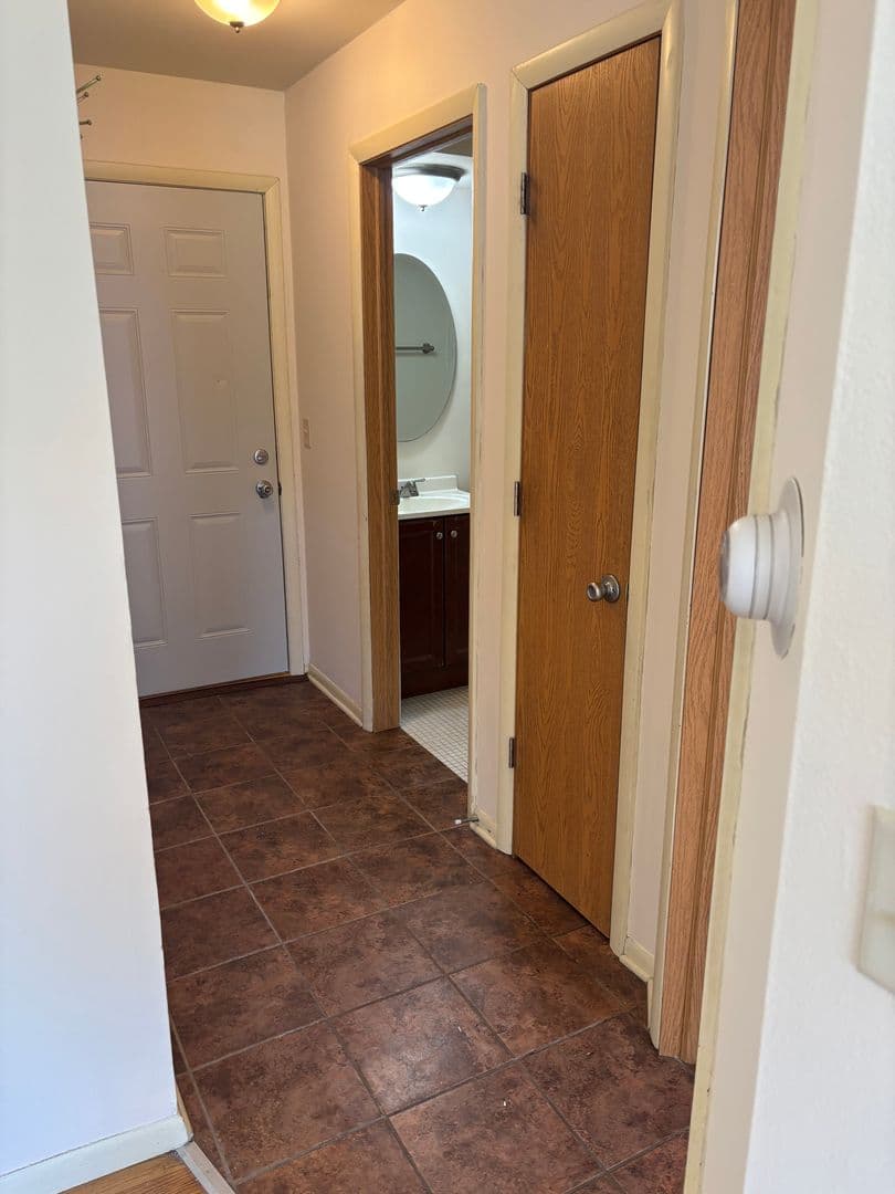 Waukesha Apartment: 1165 White Rock Ave