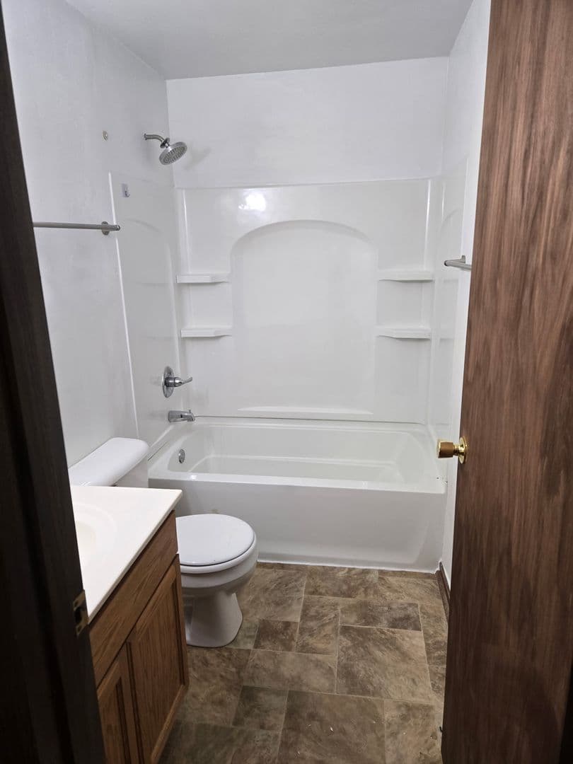 Randolph Apartment: 518 Williams Street