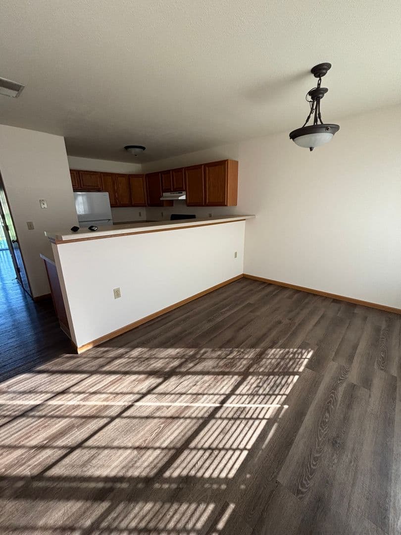 Juneau Apartment: 247 N Hyland Street