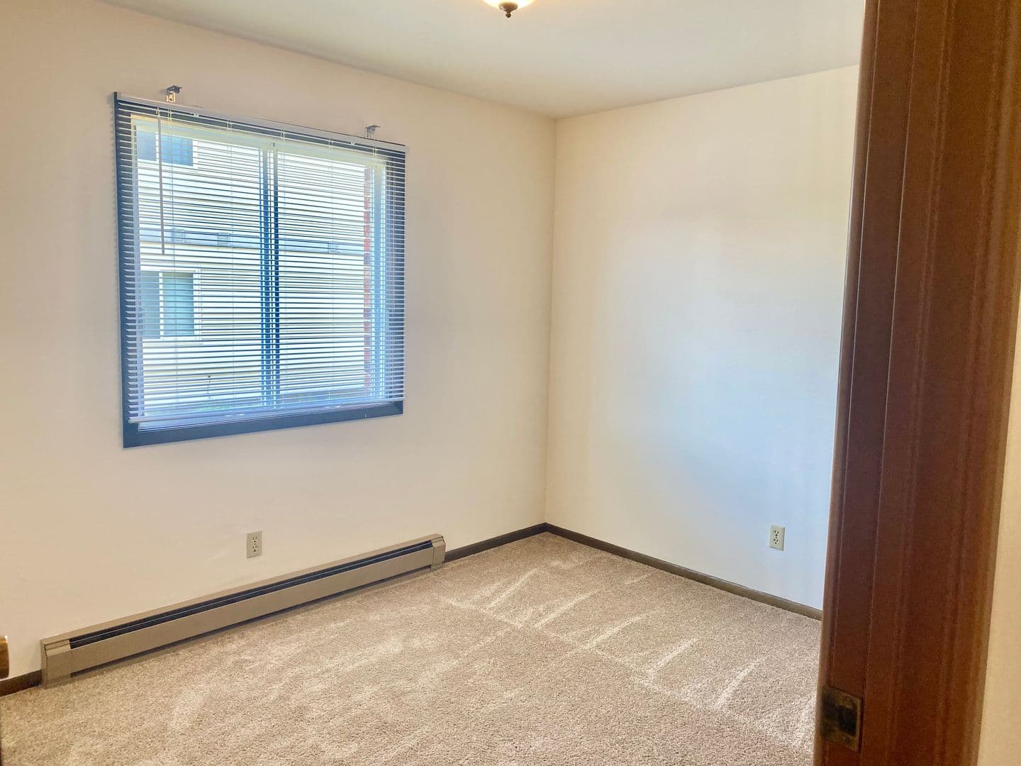 Marshall Apartment: 424 Farnham Street