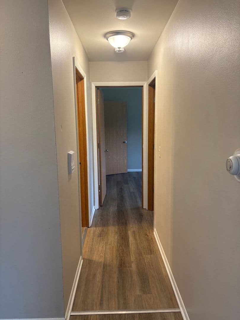 Waukesha Apartment: 1165 White Rock Ave