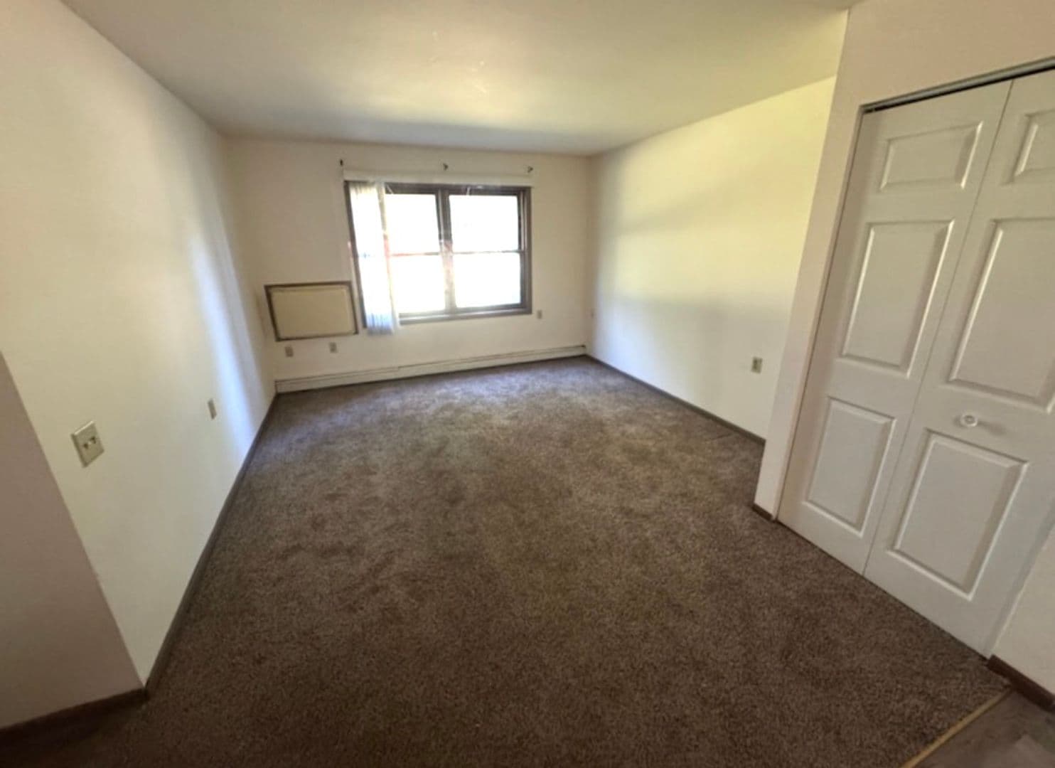 Camp Douglas Apartment: 789 Nelson Valley