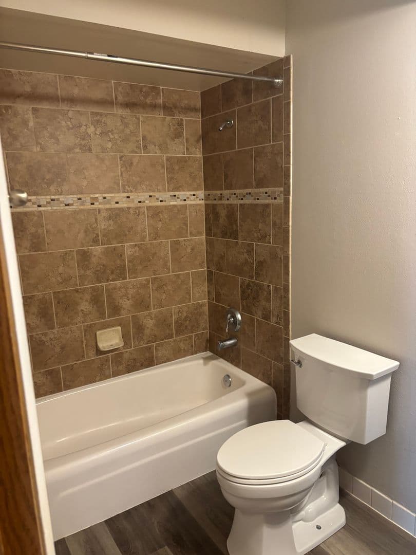 Waukesha Apartment: 1165 White Rock Ave
