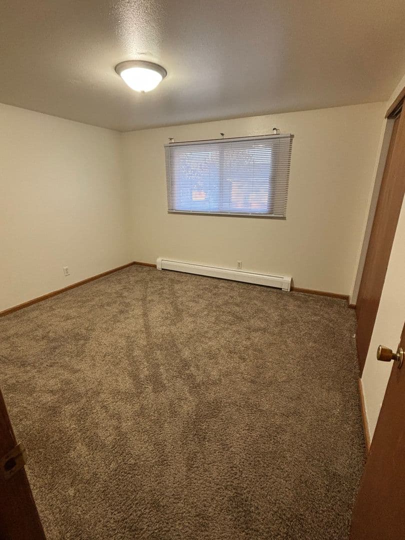 Horicon Apartment: 715 Rice St.