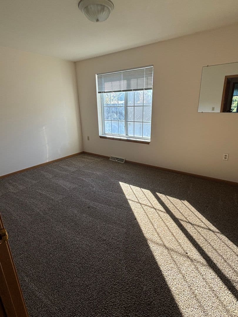 Juneau Apartment: 247 N Hyland Street