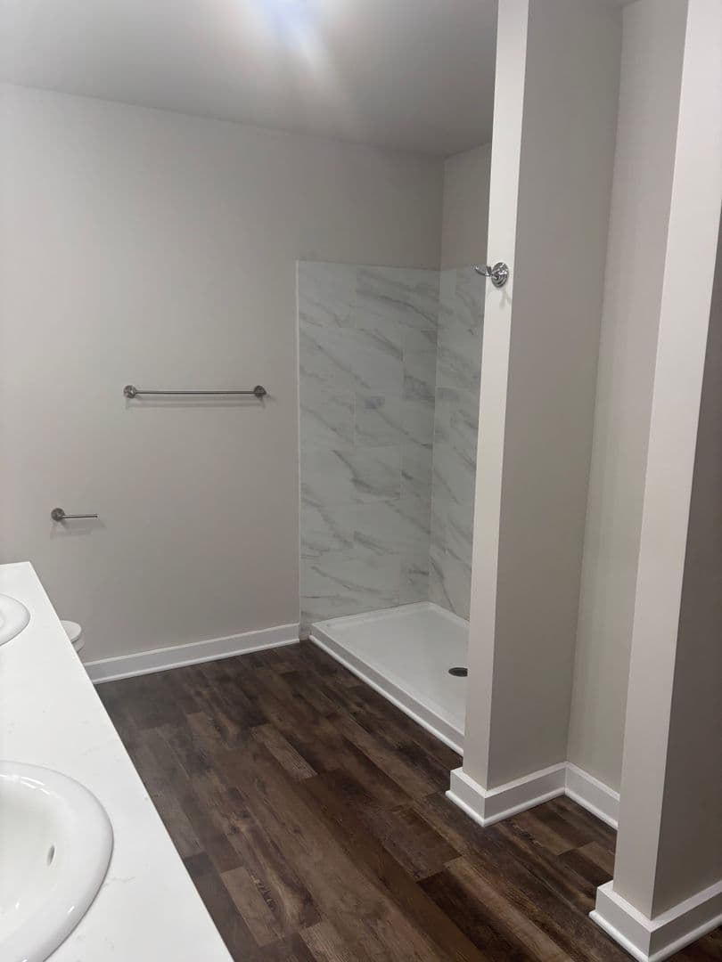 Lake Mills Apartment: 1348 S Main Street