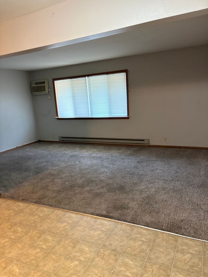 Beaver Dam Apartment: 109 Lakecrest Drive