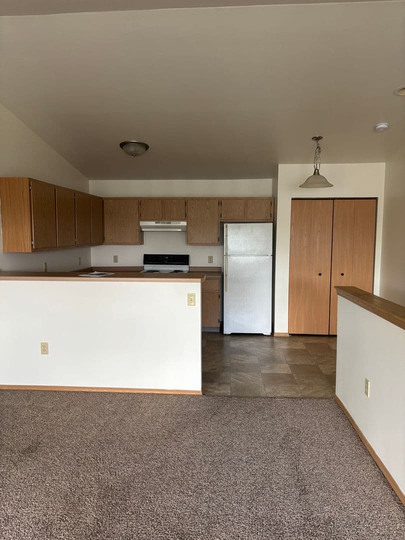 Lake Mills Apartment: 225 Tamarack Drive