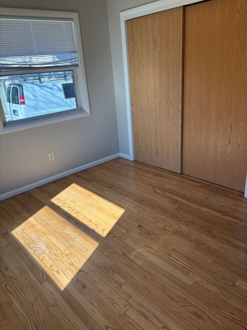 Waukesha Apartment: 1165 White Rock Ave