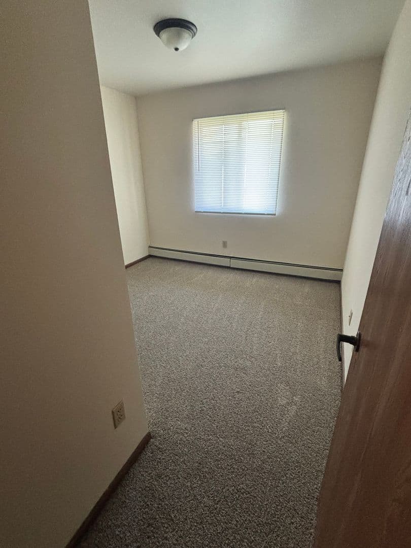 Beaver Dam Apartment: 309 Jefferson Street