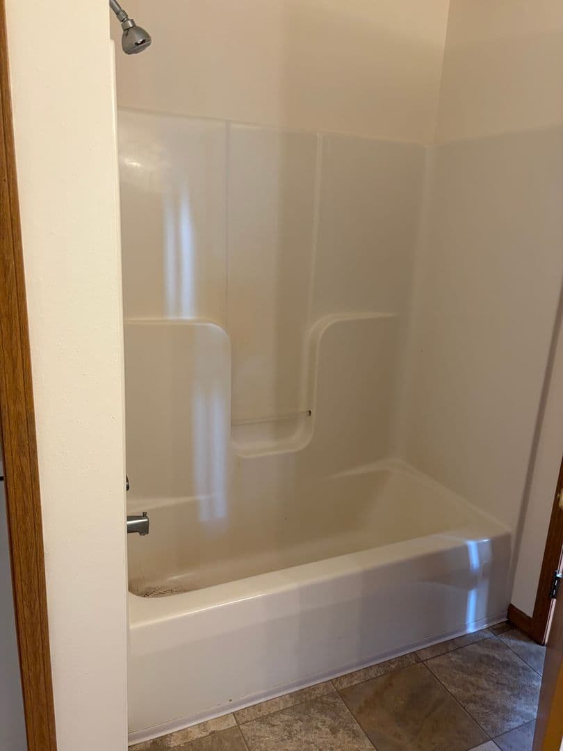 Ixonia Apartment: W1087 Lewis Lane