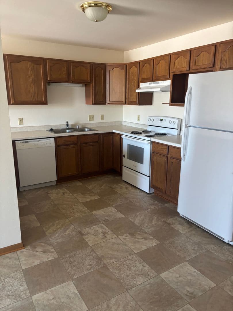 Ixonia Apartment: W1083 Lewis Lane