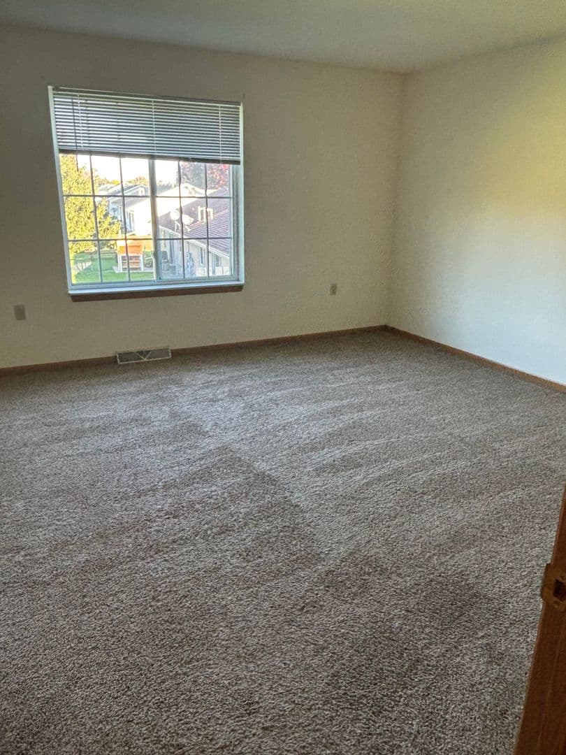 Juneau Apartment: 247 N Hyland Street