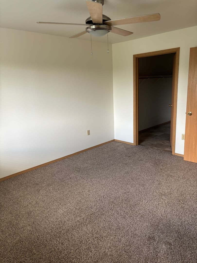 Lake Mills Apartment: 225 Tamarack Drive