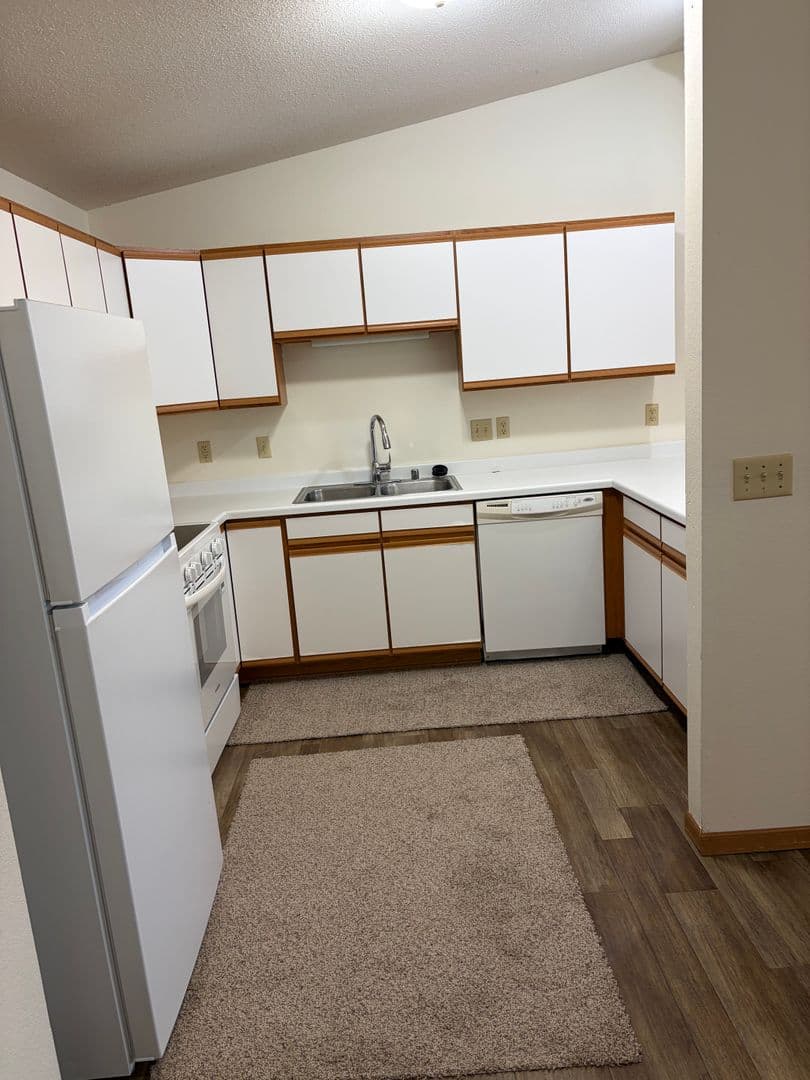 Beaver Dam Apartment: 241 Cherokee Road