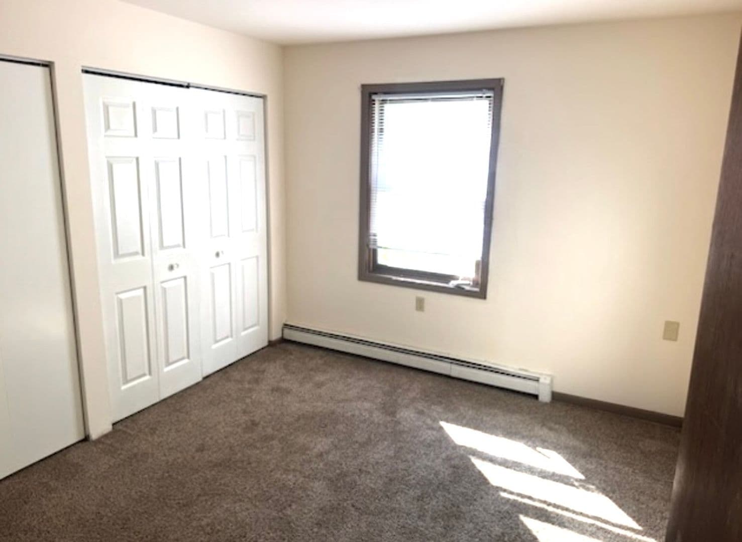 Camp Douglas Apartment: 789 Nelson Valley